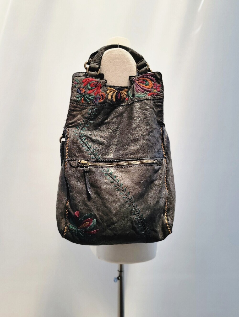 Lucky Brand Abbey Road Vintage Black Leather Hobo Bag Boho Embroidered Festival - Picture 5 of 15